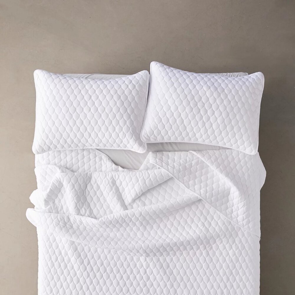 UO Home Urban Outfitters Scallop Jersey Sham Set Pillow Standard 21"x27" White